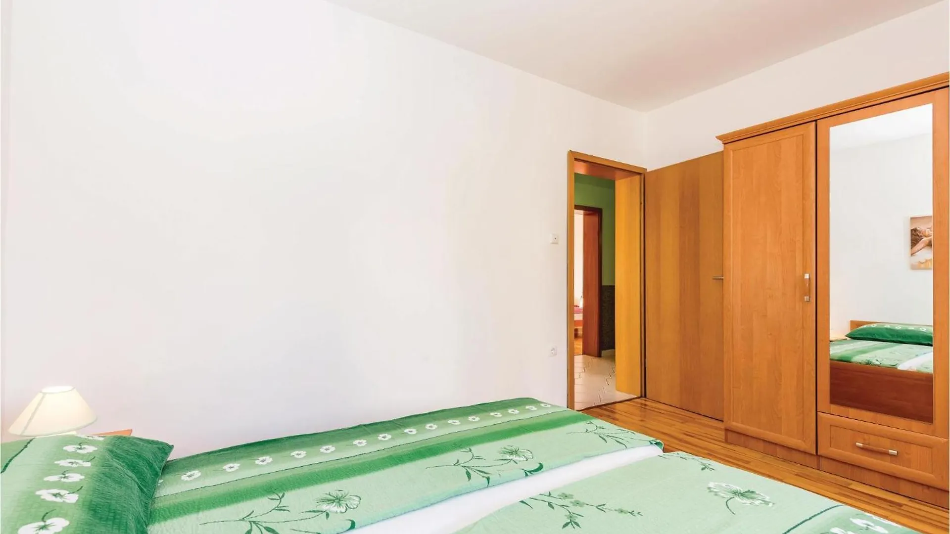 Stunning Home In Novi Vinodolski With Wifi Croazia