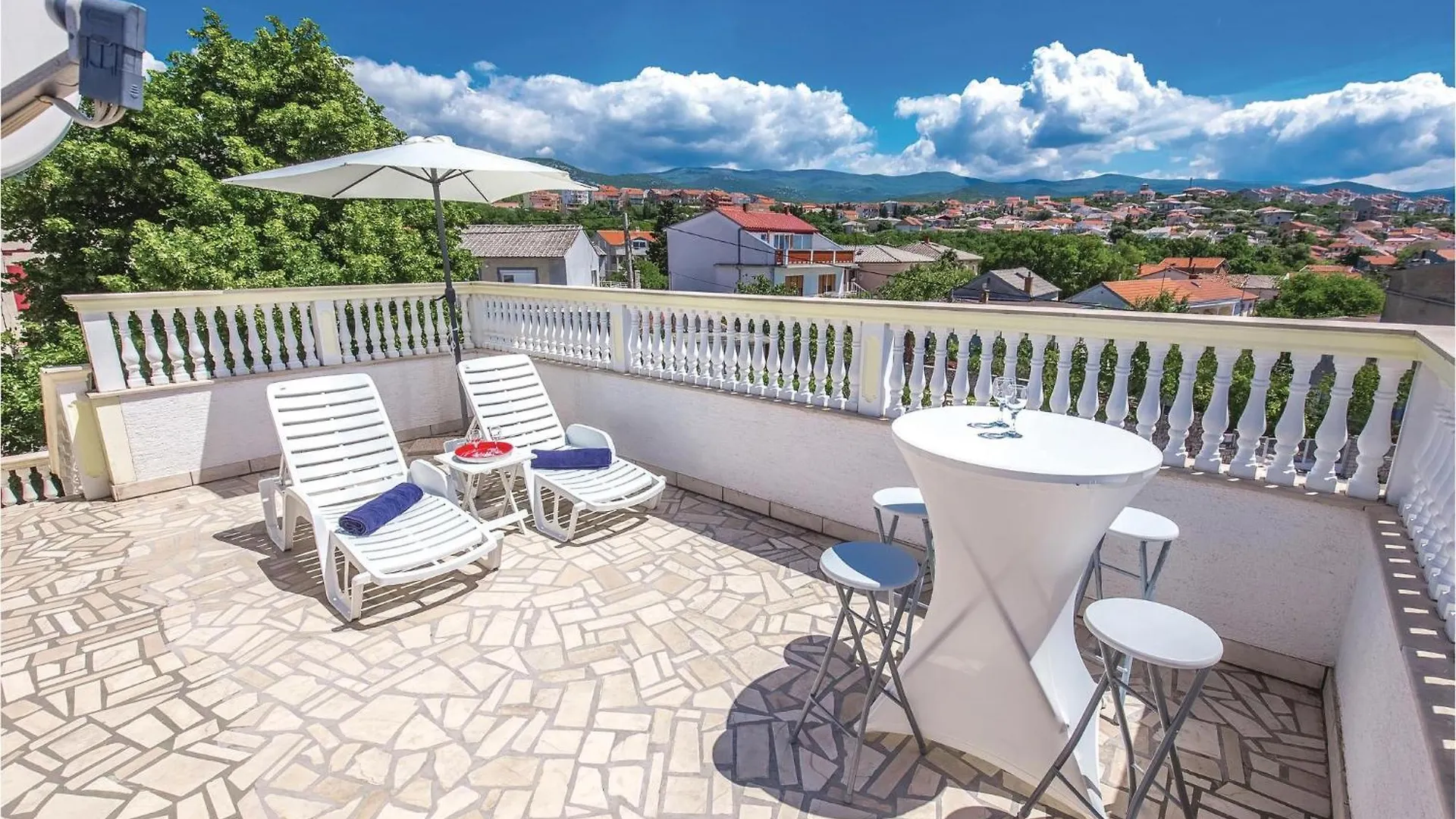 Stunning Home In Novi Vinodolski With Wifi 0*,  Croazia